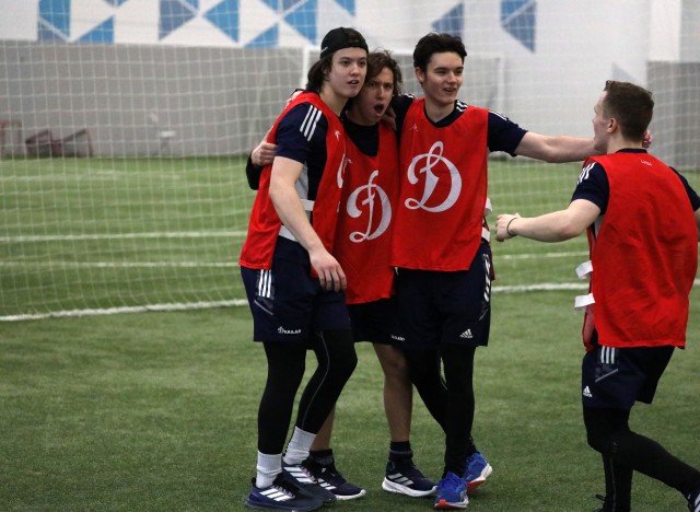 Футбольные традиции «Динамо». Уходящий год проводили игрой в футбол