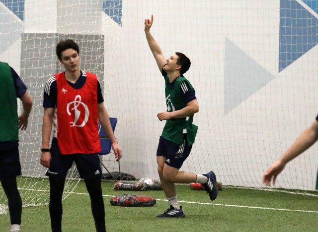 Футбольные традиции «Динамо». Уходящий год проводили игрой в футбол