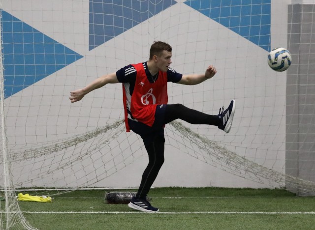 Футбольные традиции «Динамо». Уходящий год проводили игрой в футбол