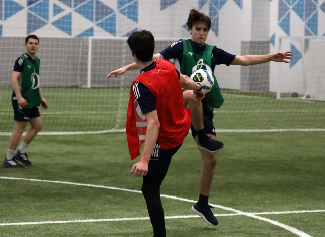 Футбольные традиции «Динамо». Уходящий год проводили игрой в футбол