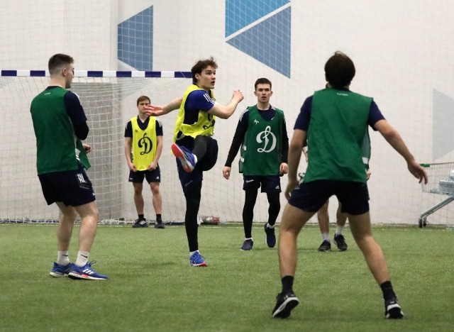 Футбольные традиции «Динамо». Уходящий год проводили игрой в футбол