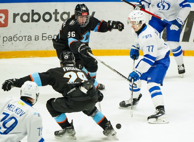 16.03.2026. «Динамо-Шинник» — МХК «Динамо» Мск — 4:3 Б