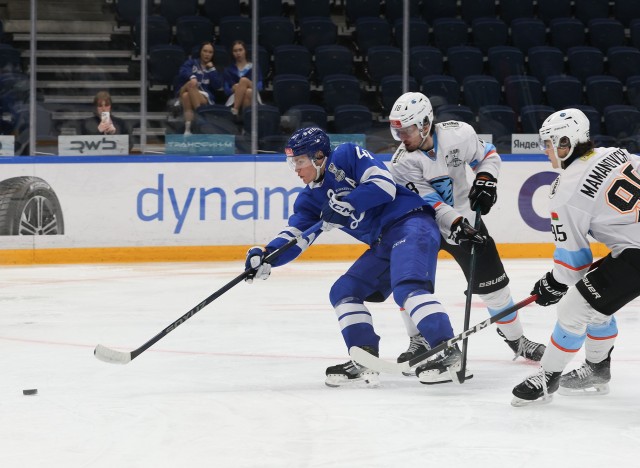 02.04.2026. 1/8 плей-офф Кубка Харламова. МХК «Динамо» Мск — «Динамо-Шинник» Матч 1 - 1:2